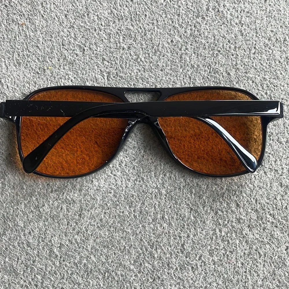 - - BLACK VINTAGE RETRO 70S ORANGE TINTED AVIATOR SUNGLASSES *NEW ARRIVAL*